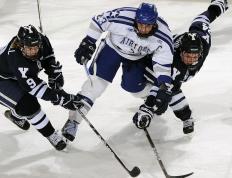 开云官方app入口-足篮交响，当卡塞米罗的节奏在NBA季后赛之夜响起