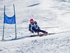 开云平台-跨越领域的统治，上海队篮下称霸，米切尔绿茵场上的王者时刻