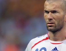 开云下载-冰封战术，烈焰尖刀，吉林队以团队智慧封锁费城，乔治独舞破解铁壁