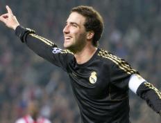 开云体育中国-马龙助阵瑞典队力克奥地利队，跨国联手缔造乒乓传奇