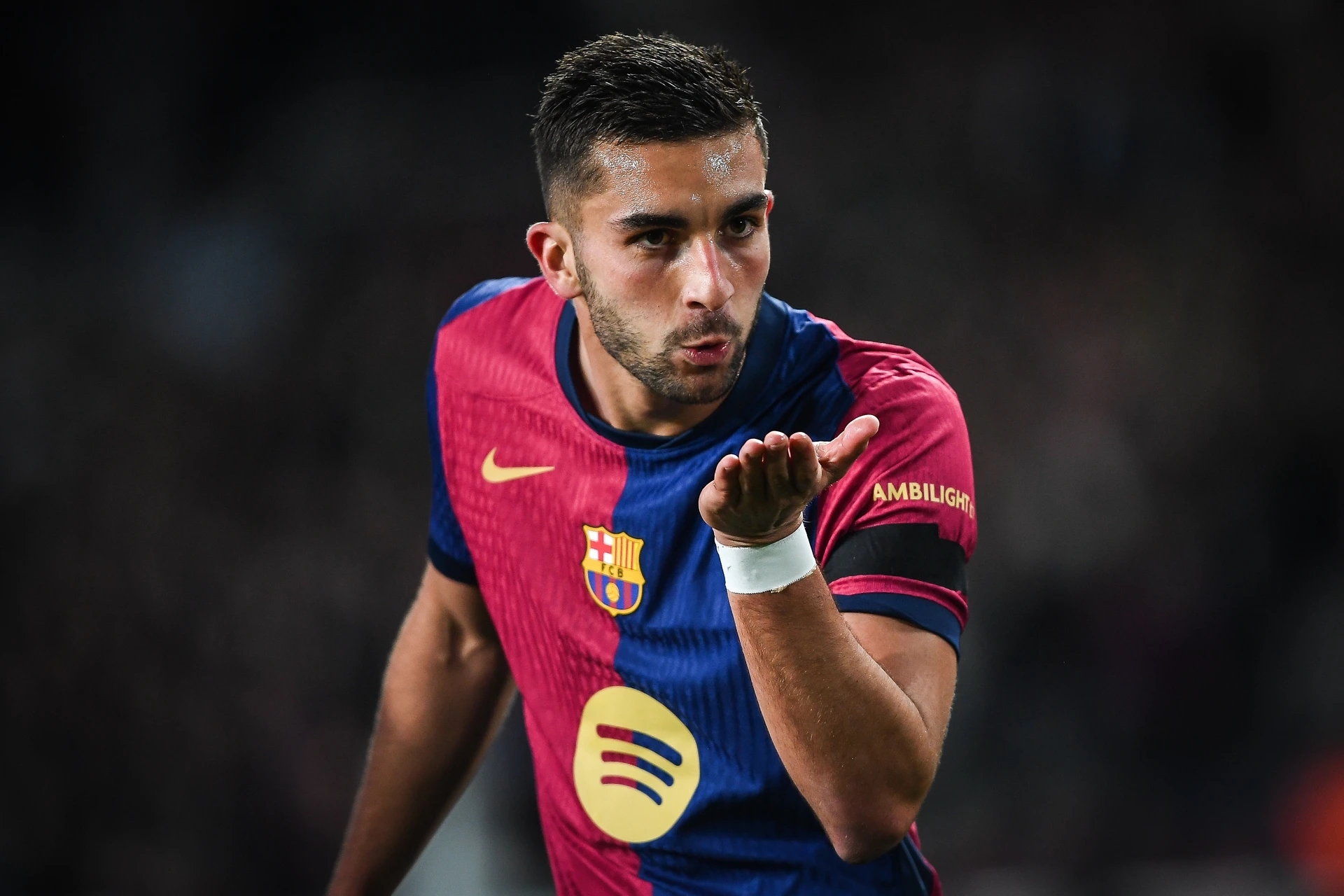 开云体育在线-巴塞罗那士气低迷，球迷表示失望