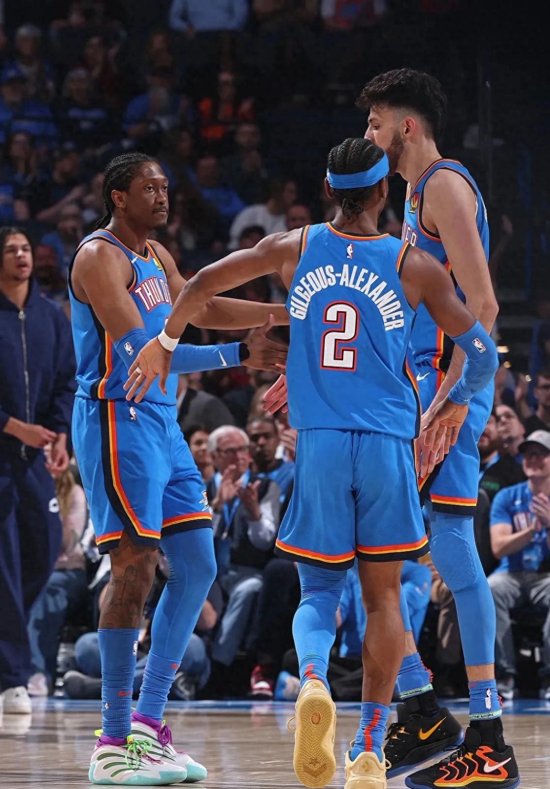 开云体育在线-火箭队主帅突然下课，球队陷入动荡