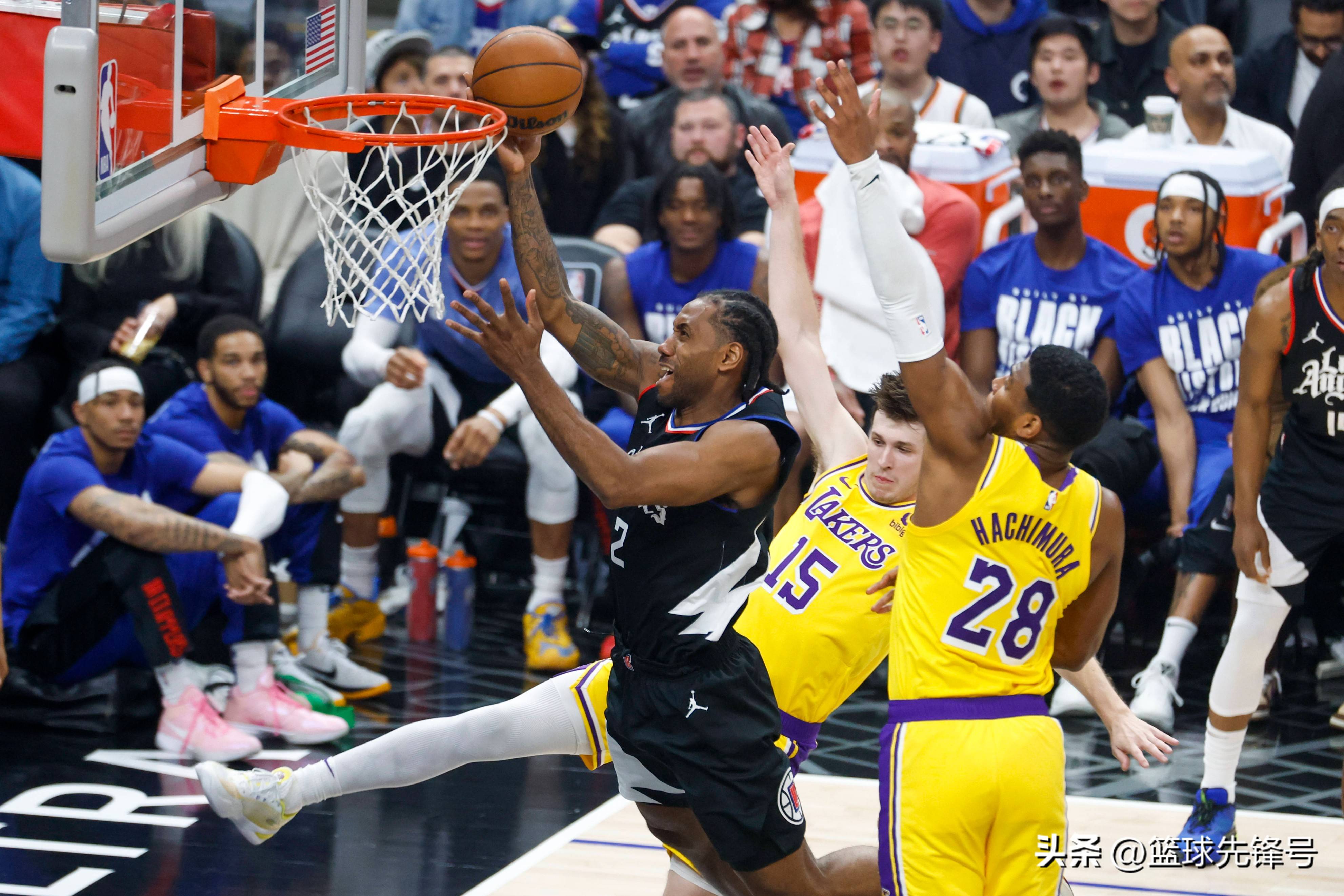 开云体育官网-火箭客场爆冷击败快船