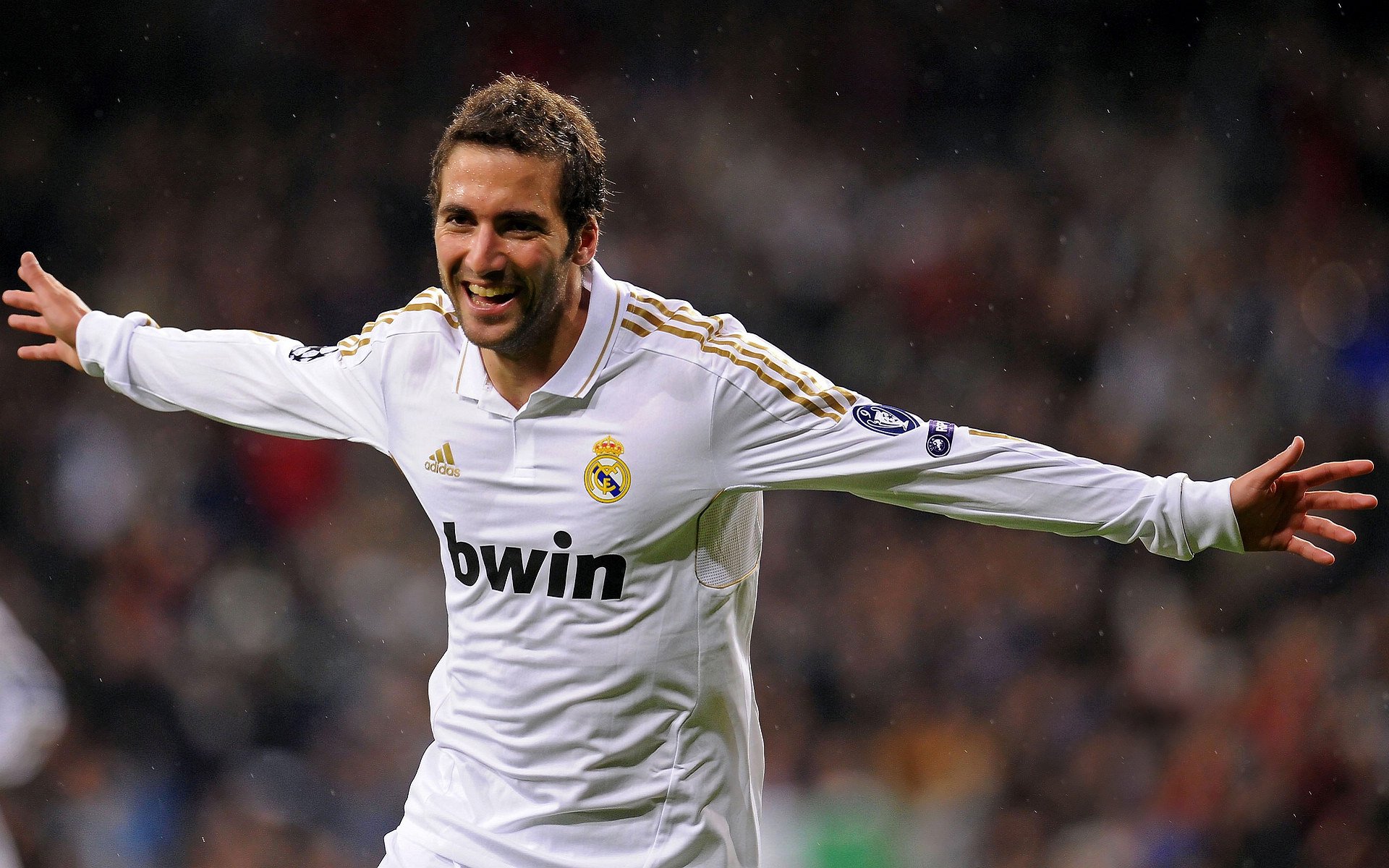 开云体育中国-足球场的唯一变量，法比尼奥与米兰的控制论胜利