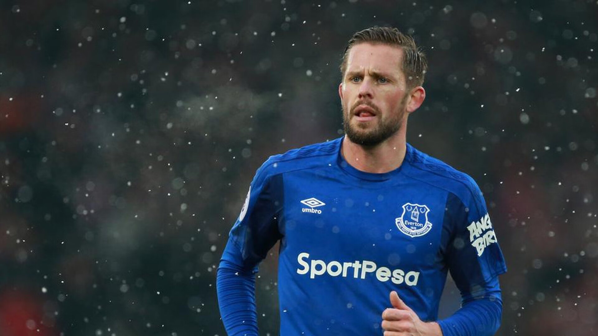 开云体育入口-逆流而上与新星乍现,2018,足球新时代的崛起宣言